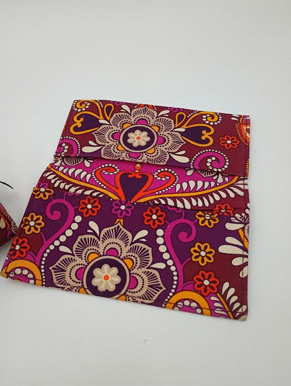 Vera Bradley 3pc set. Wallet, coin purse, checkbook/receipt holder. - Picture 5 of 7